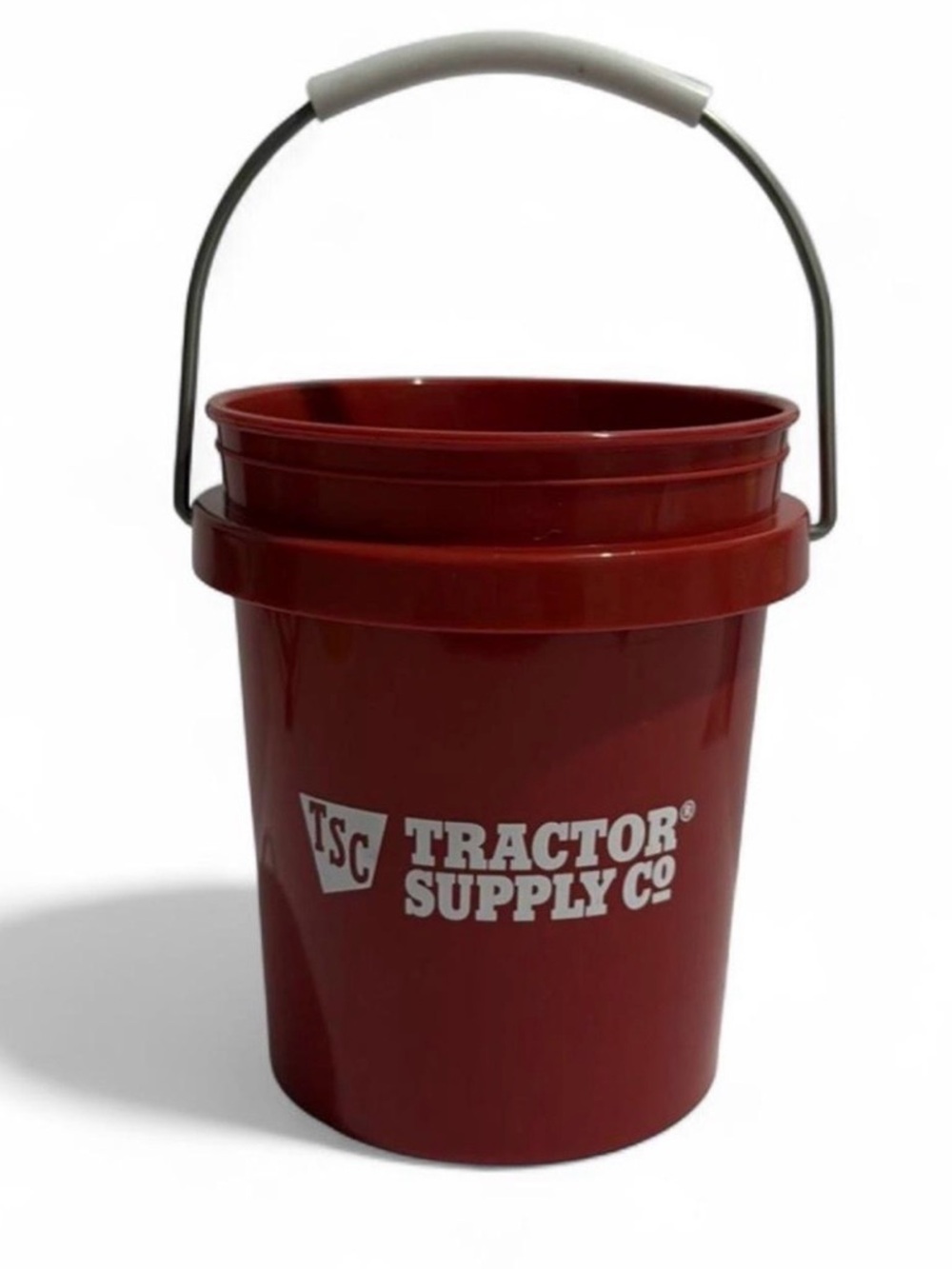 Tractor Supply Co. Red Mini Bucket with Handle